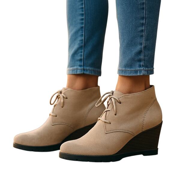 Time and True Shoes - NWT Time and True 8 Women's Chelsea Ankle Boots 3 Inch Wedge Heel Shoe New